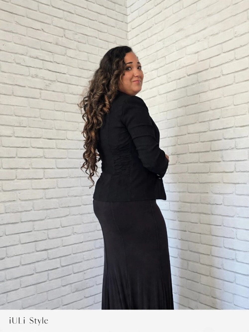 iULi Style Black Maxi Skirt